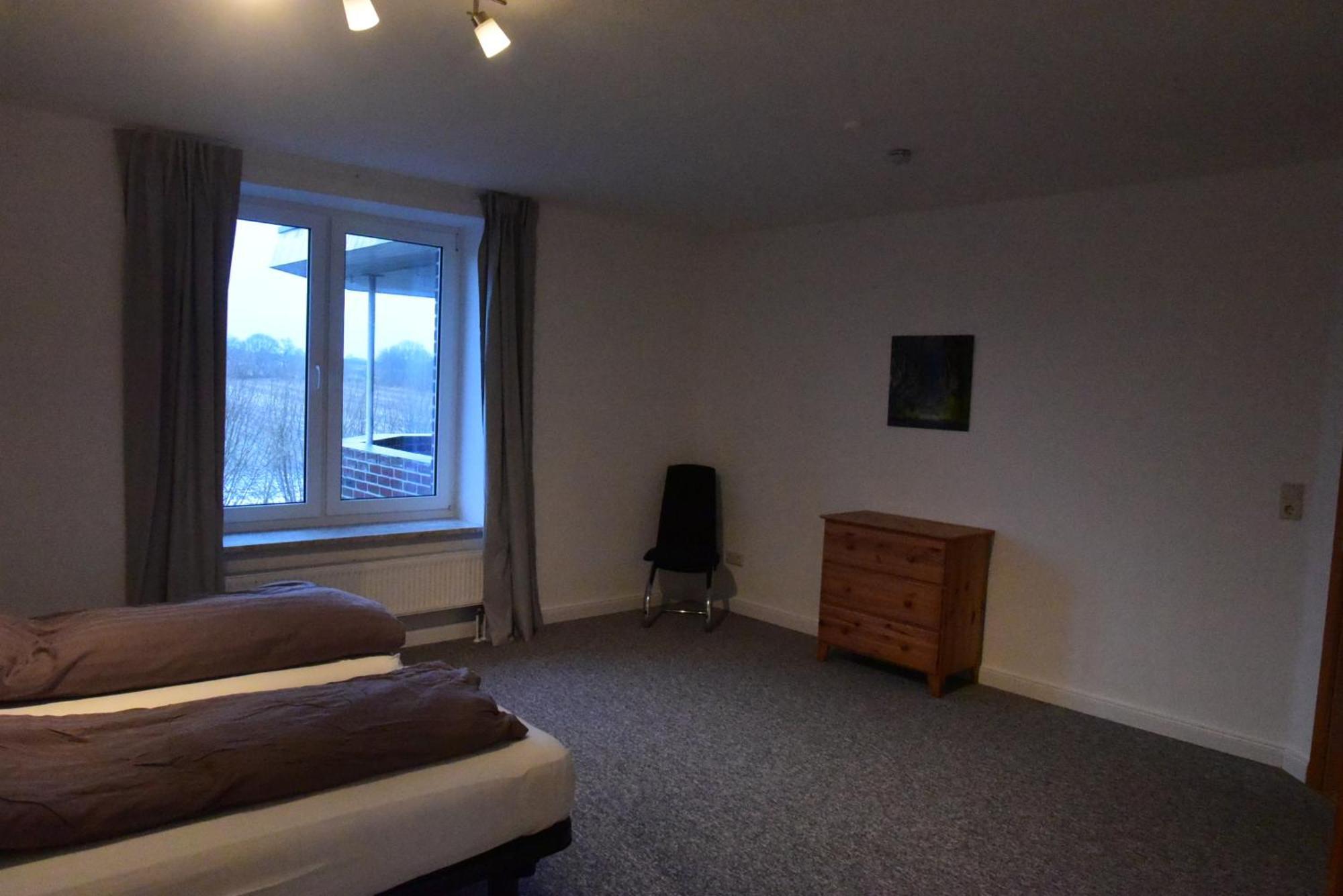 Grosszuegige Wohnung Auf Resthof 제벤슈테트 외부 사진